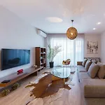 The Shades Of Grey-tranquil 4th-floor Baneasa Area * ブカレスト