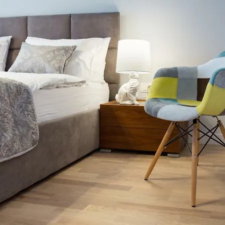 The Shades Of Grey-tranquil 4th-floor Baneasa Area Apartman Bukarest