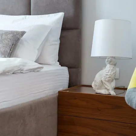 Apartman The Shades Of Grey-tranquil 4th-floor Baneasa Area *