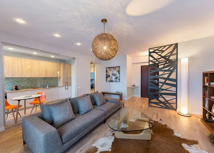 Апартаменти The Shades Of Grey-tranquil 4th-floor Baneasa Area