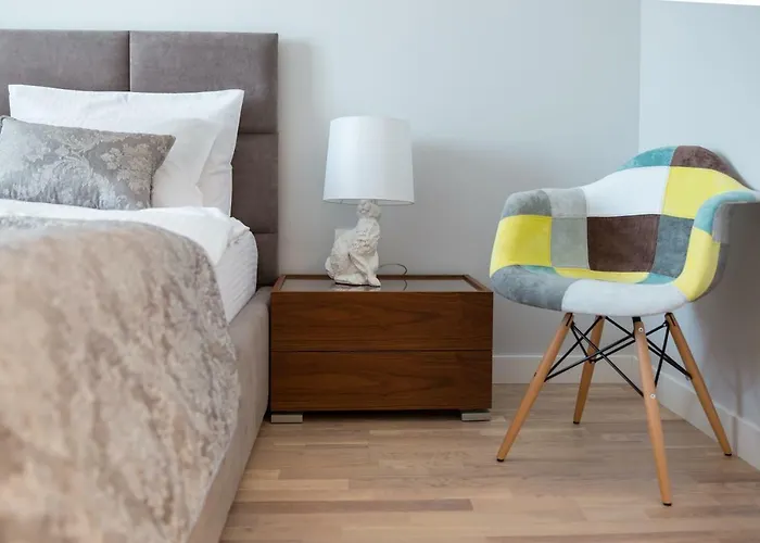 The Shades Of Grey-tranquil 4th-floor Baneasa Area Appartement