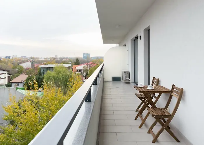 Апартаменти The Shades Of Grey-tranquil 4th-floor Baneasa Area Бухарест